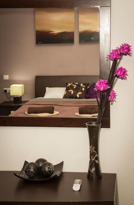 Sunny 2 Bedroom, 2 Bathrooms, Seaside Apt. Sliema Exterior foto