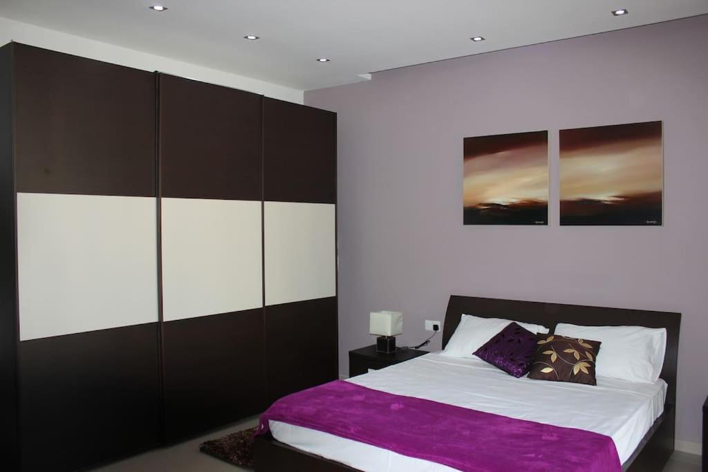 Sunny 2 Bedroom, 2 Bathrooms, Seaside Apt. Sliema Exterior foto